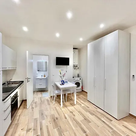 Citronnier-Menton City Center Studio Apartment * Menton